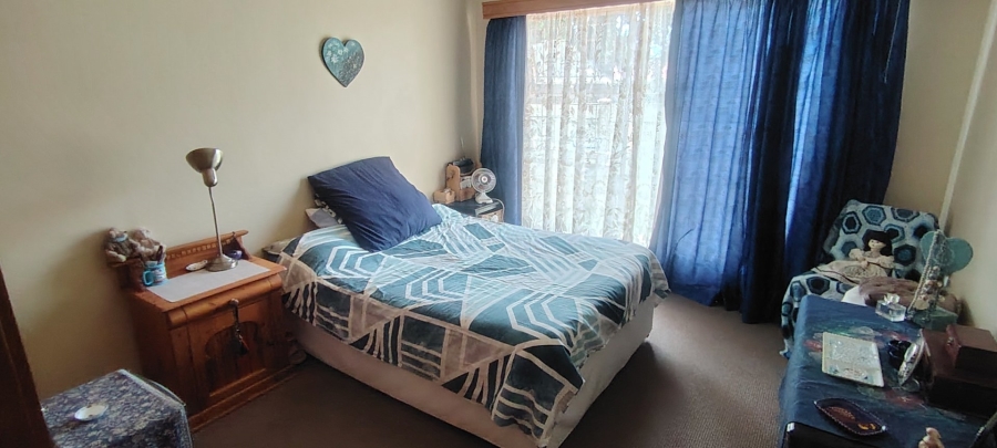 4 Bedroom Property for Sale in Flamwood North West